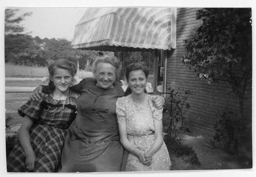 19340414-Coosje-Thuiijs-201