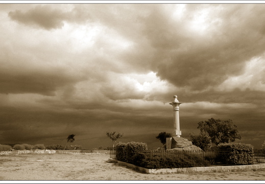 040625 Riviera 108-S