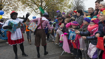 161112-Sint-151