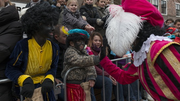 161112-Sint-175