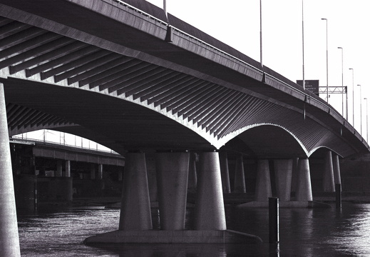 20180114-Amsterdam-Leica-M6-135mm-Tmax400-110