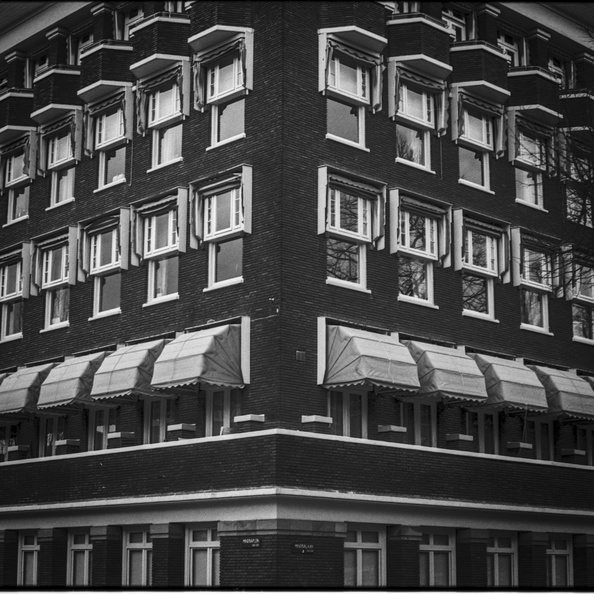 20180211-Amsterdam-Leica-Noct-PanF-AM74-101.jpg