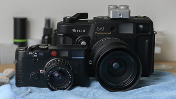 TexasLeicaVSLeica