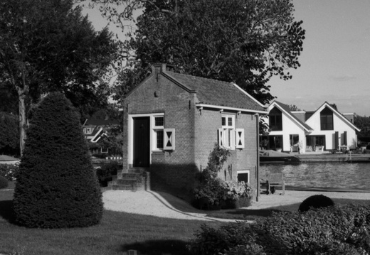 20250505-LeicaM4-35mm-ArcosII-Loenen-114