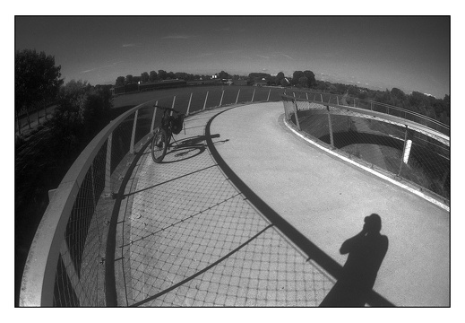 20250717-Minolta-X700-16mm-Delta100-Fietsen-117